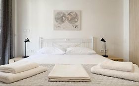 Mihail Voda Modern 55Sqm In Athens