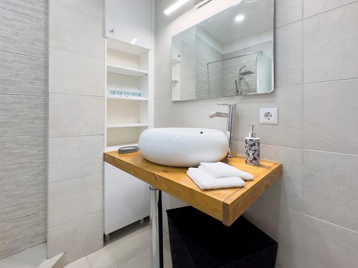 Apartament Mihail Voda Modern 55Sqm In Ateny Zewnętrze zdjęcie